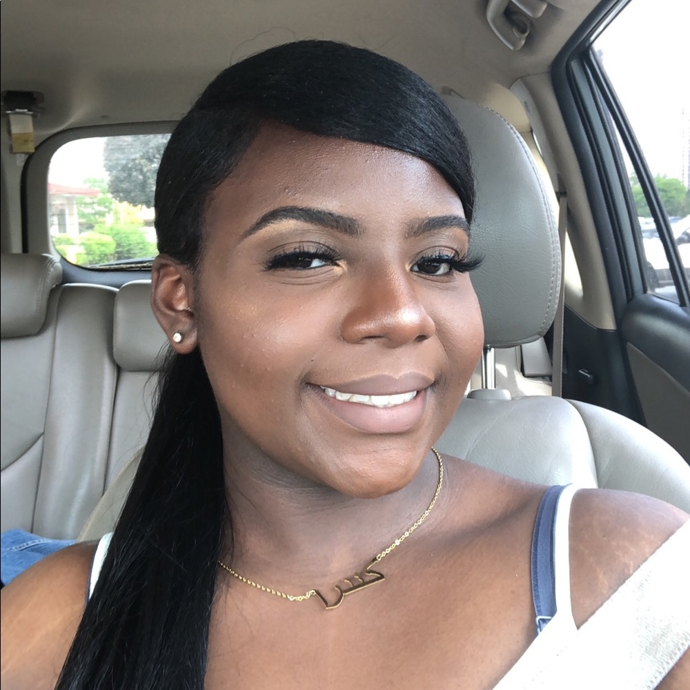 Meet your Posher, Kendra